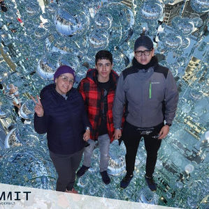 Meet your Posher, Manuel